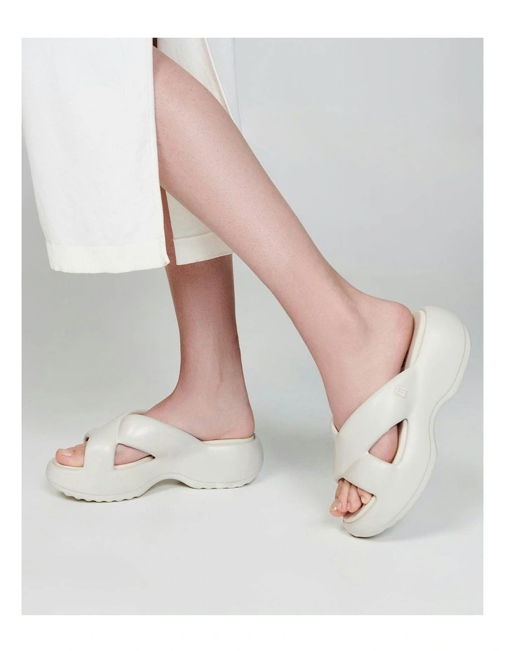 Free Rise Sandals in Beige image 5