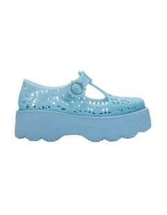 Kick Off Lace Shoes in Blue