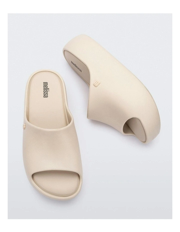 Free Platform Slide in Beige image 3
