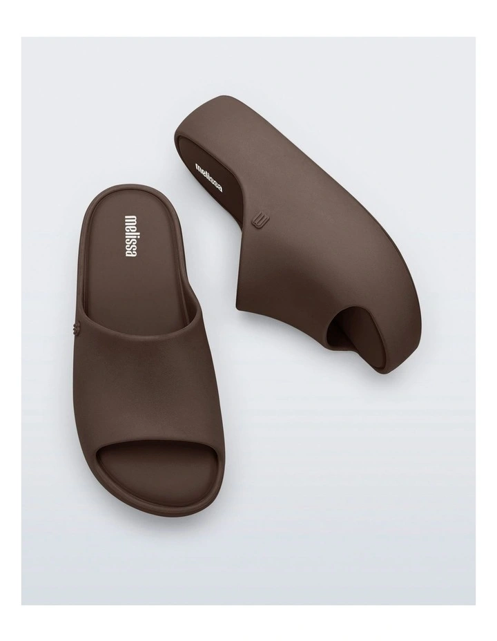 Free Platform Slide in Bronze image 3