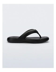 Free Low in Black