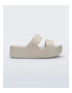 Free Line Platform in Beige