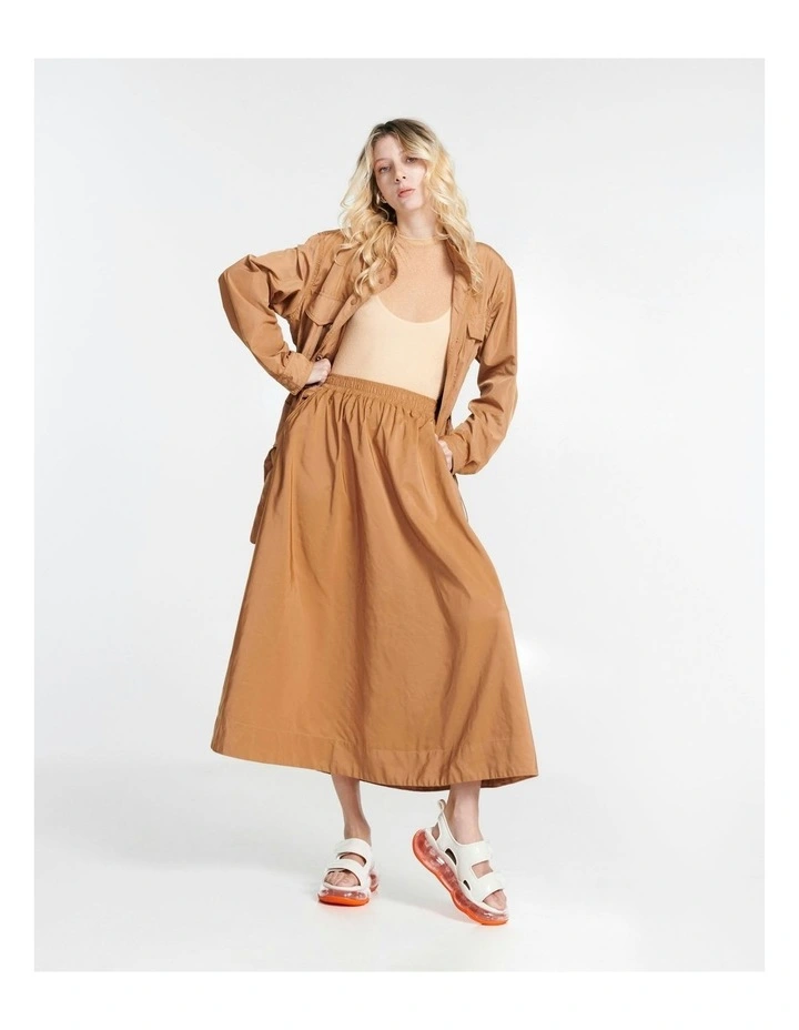 Futura Sneaker in Beige image 2