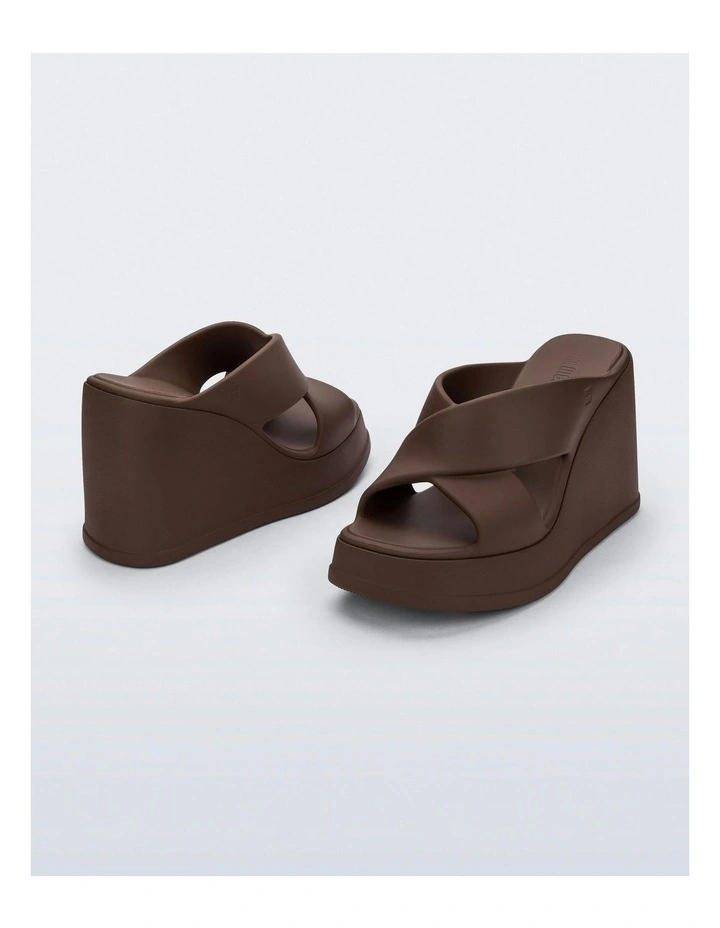 Free Vibe Wedge in Bronze image 3