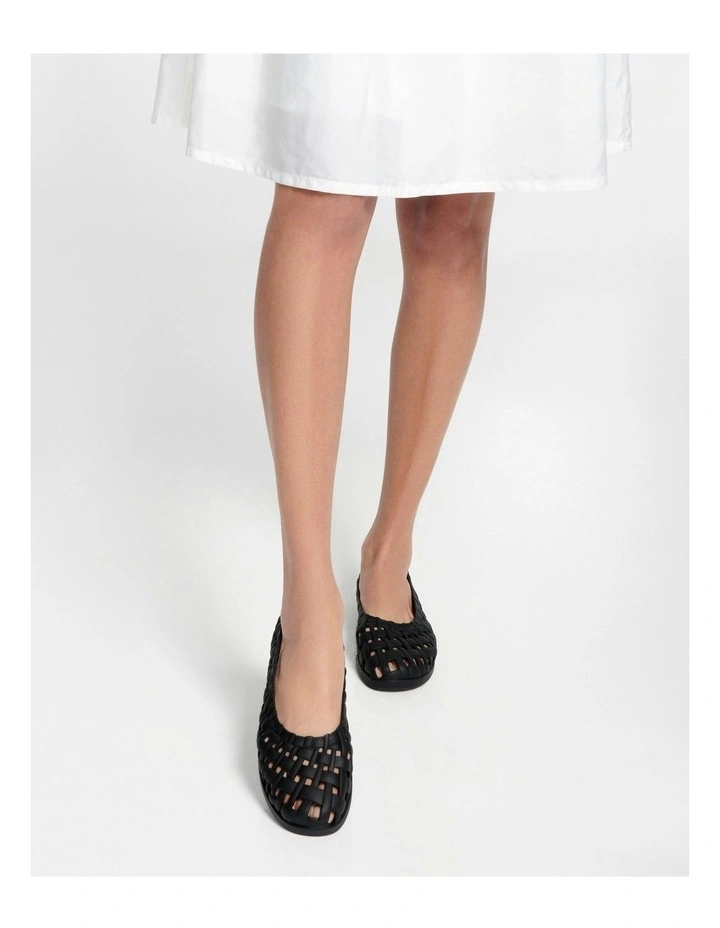 Possession Ballerina Ballet in Black image 5