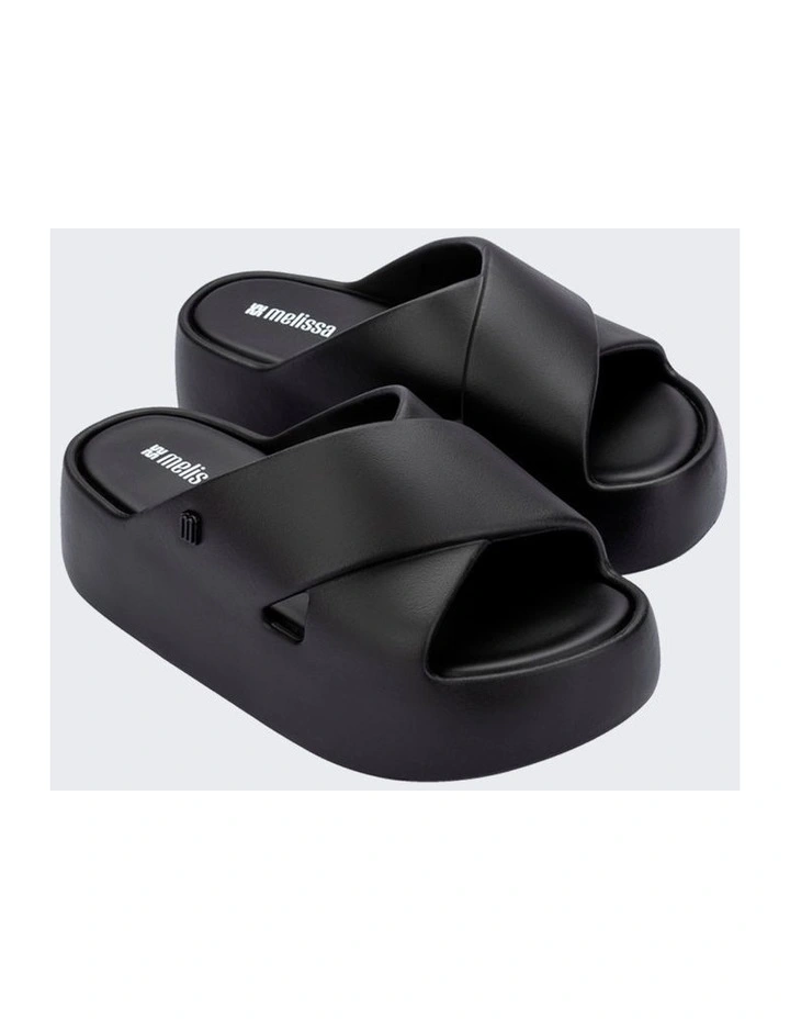 Free Cross in Black image 2