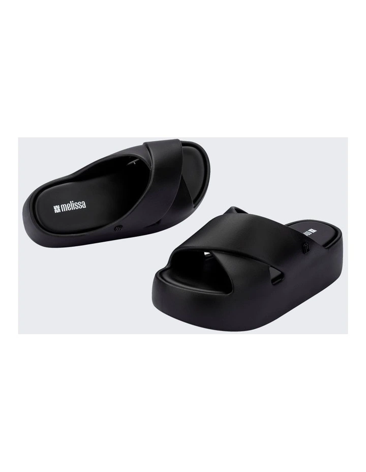 Free Cross in Black image 4