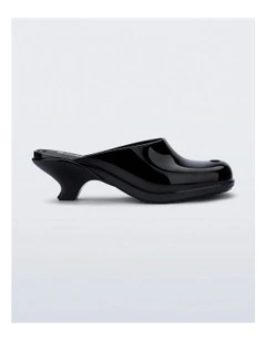 Gaia Low Heels in Black