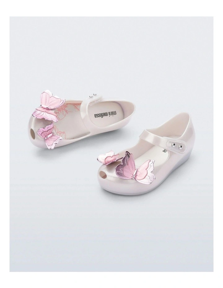 Mini Ultragirl Fly III Shoe in Pearl White image 3