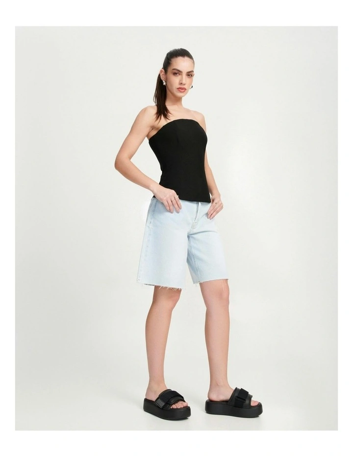 Free Muse Platform Ad in Black image 2