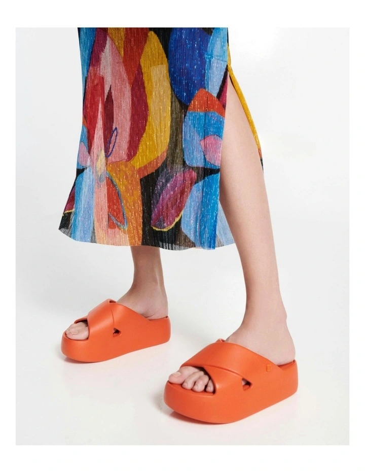 Free Cross in Orange image 5