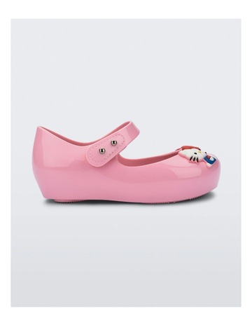 Pink colour