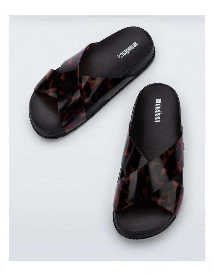 Cozy Slide Ii in Black Tortoise image 4