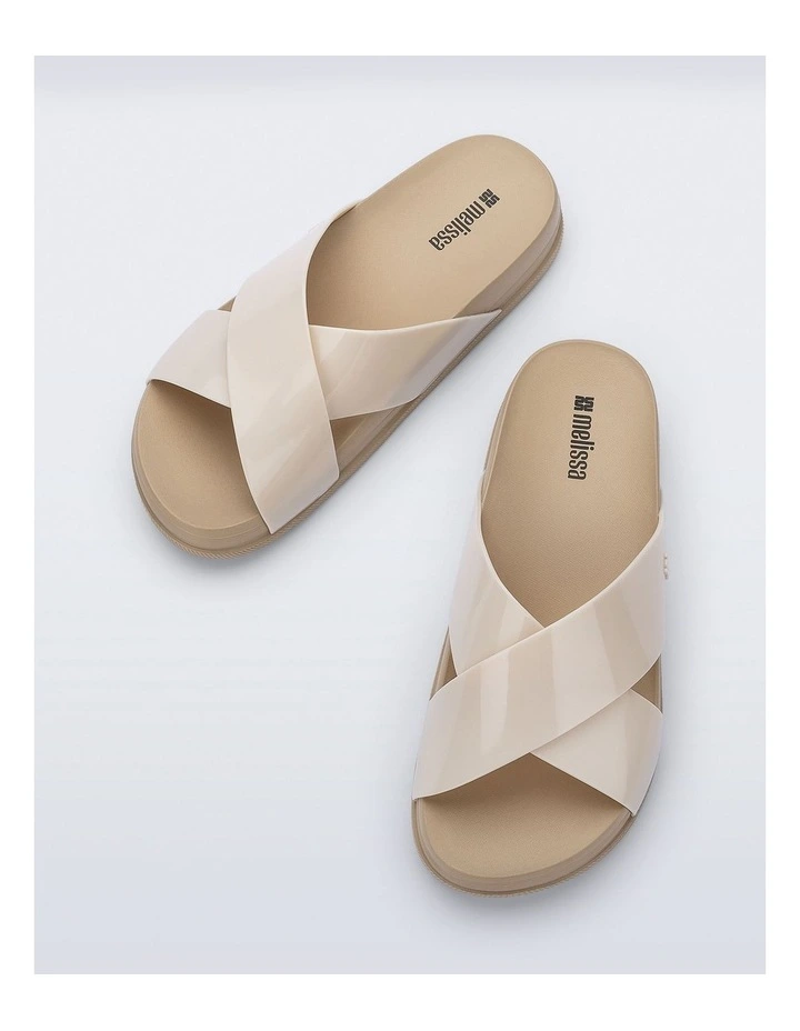Cozy Slide Ii in Beige image 3