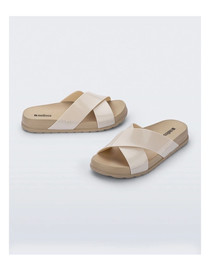 Cozy Slide Ii in Beige image 4