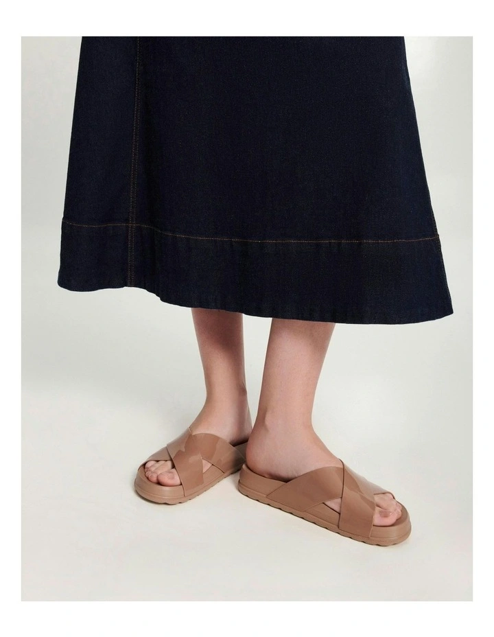 Cozy Slide Ii in Dark Brown image 4