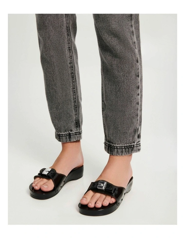 Pescura Heel + Scholl in Black image 4