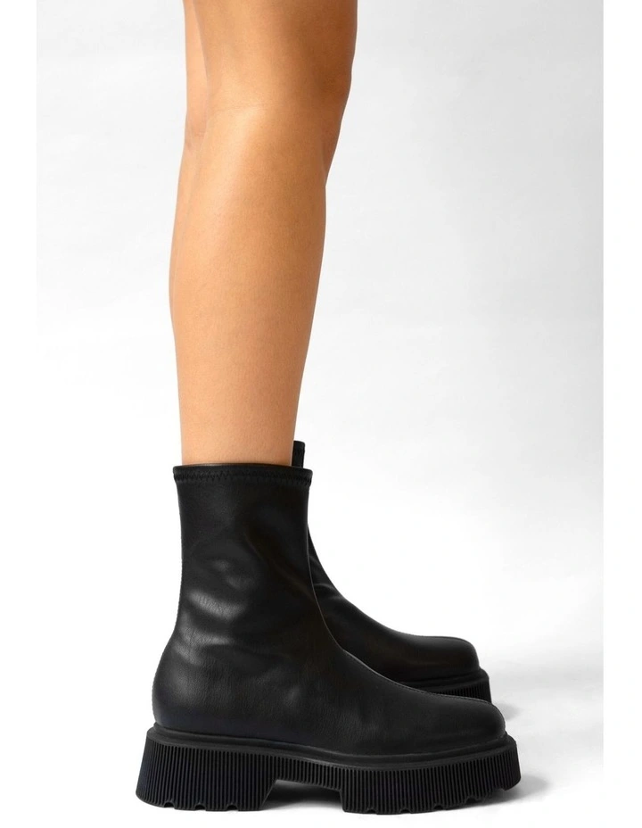 Jonas Boots in Ebony image 5