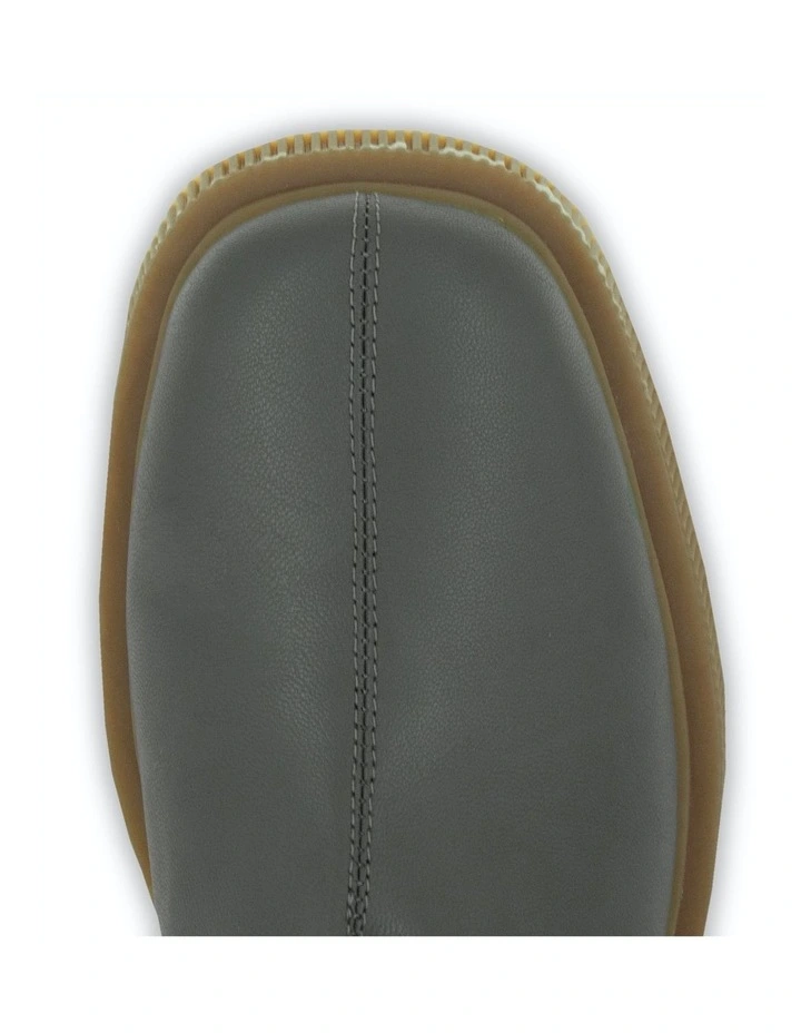 Jonas Boots in Graphite image 4