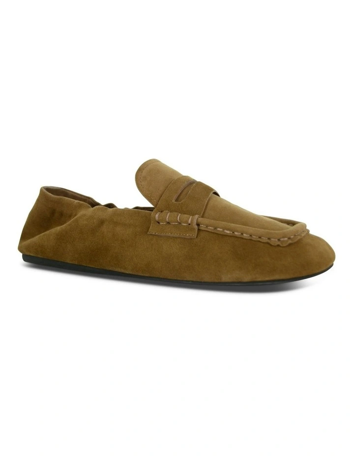 Astro II Loafers in Caramel image 2