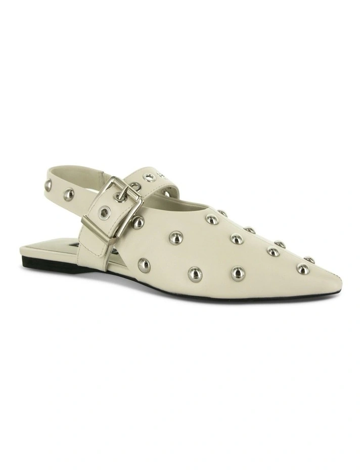 Kingston II Flat in Cream image 2