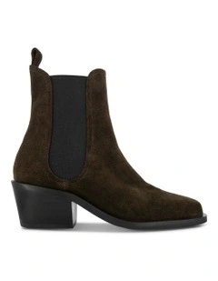 Kristen VI Ankle Boot in Chocolate