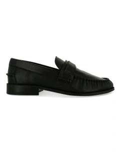 Leela Loafers in Black