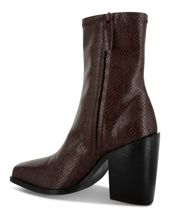Leona II in Ankle Boot in Red image 4