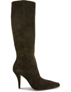 Ora II Heel Boot in Chocolate
