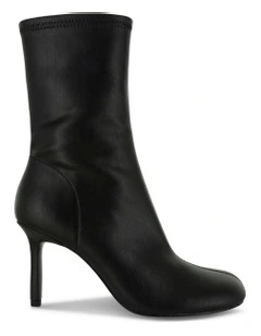 Vivian Boots in Black