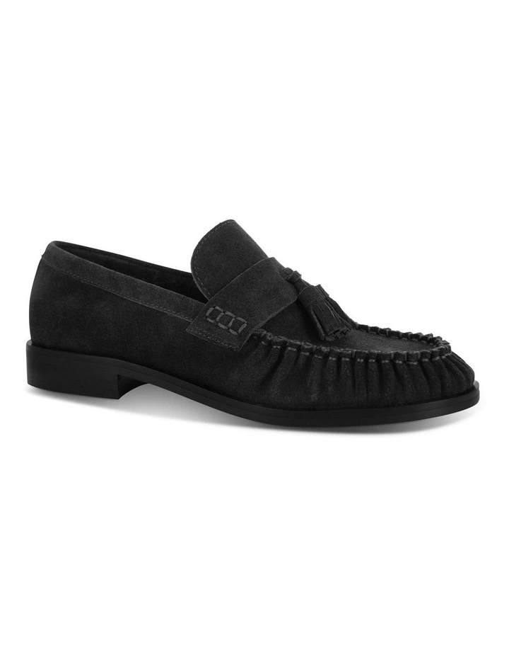 Caggie Leather Loafer in Black image 2