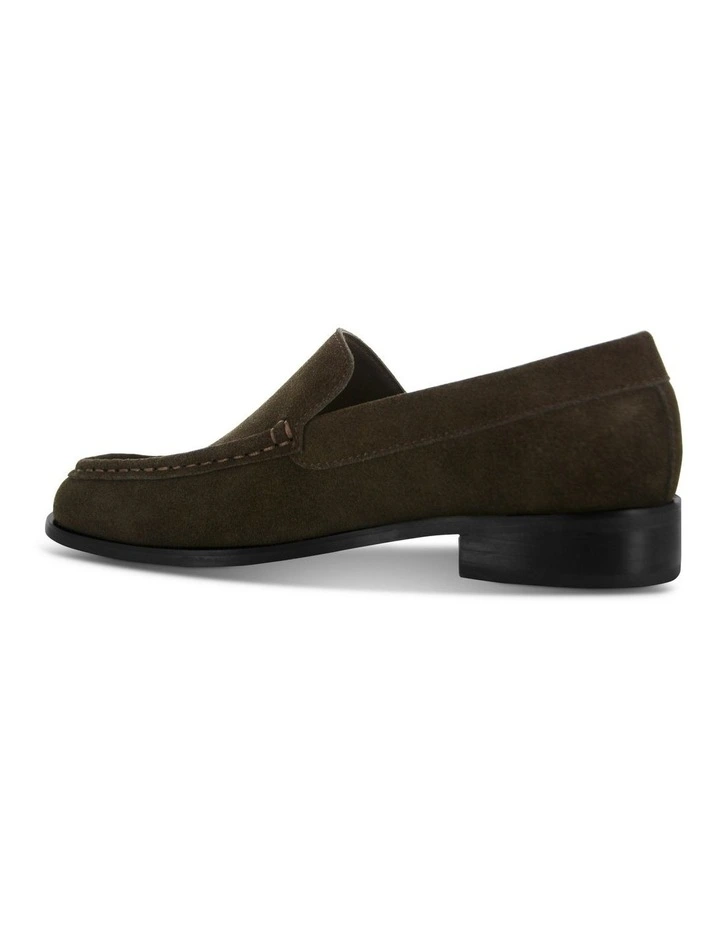 Geneva loafer in Brown image 4