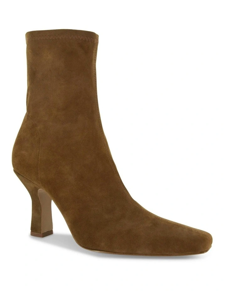 Freya II Leather Ankle Boot in Beige image 2