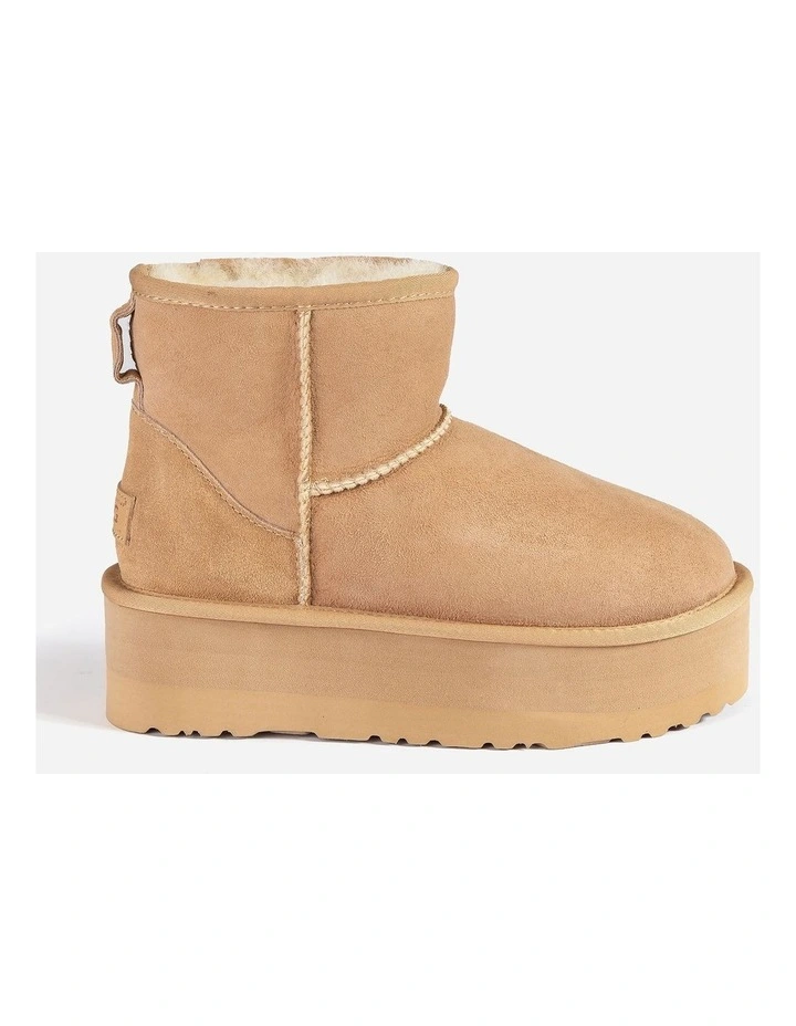 Sheepskin Boots Womens Footwear Classic Short Ugg Rubber