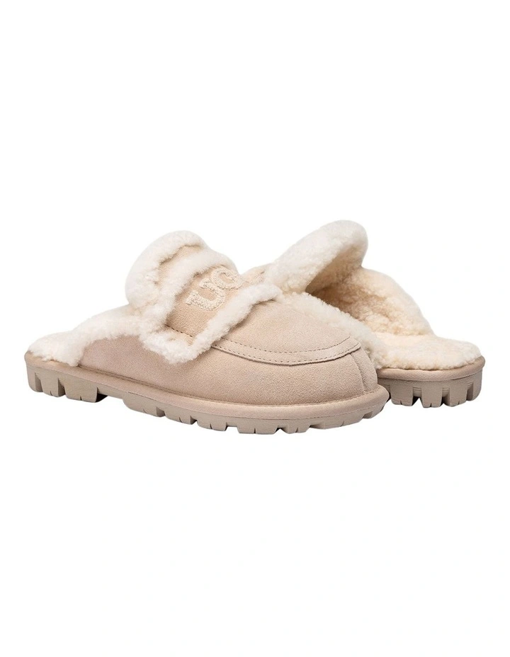 Violet Shearling Slipper in Beige image 2