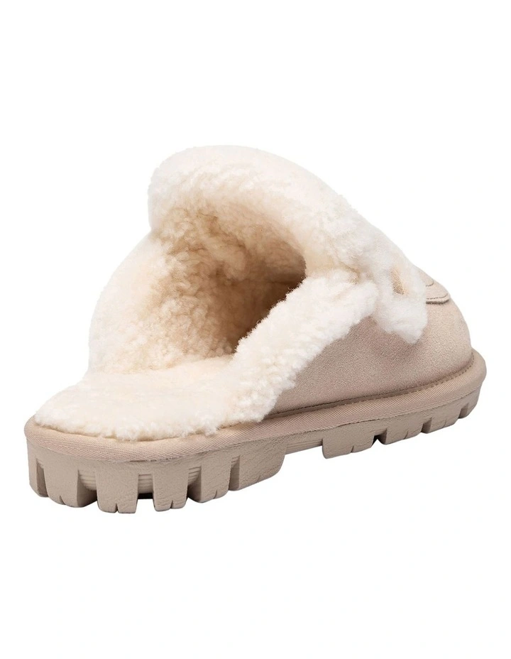 Violet Shearling Slipper in Beige image 4