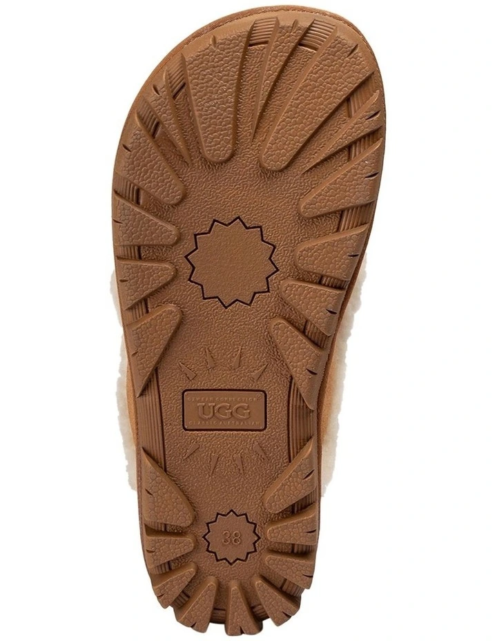 Violet Shearling Slipper in Chestnut image 7