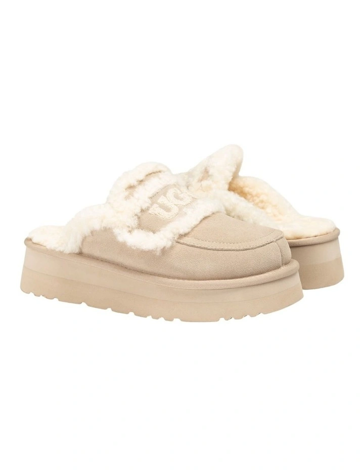 Violet Shearling Platform Slipper in Beige image 2