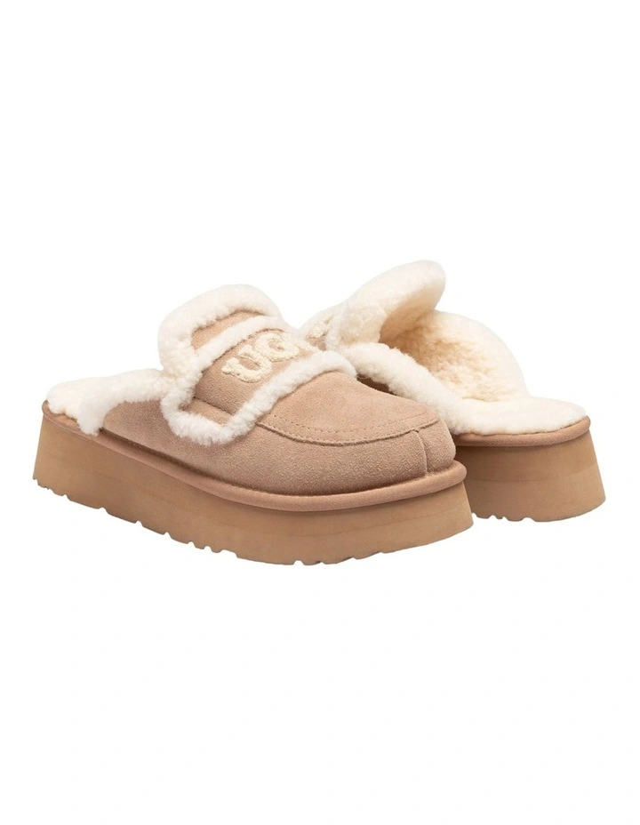 Violet Shearling Platform Slipper in Bronze Natural image 2