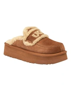 Ugg Violet Shearling Platform Slipper in Caramel