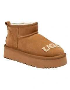 Classic Dana Emb Logo Platform Ultra Boots in Chestnut