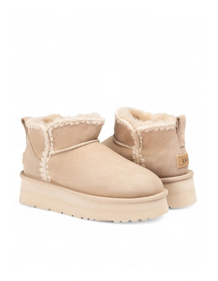 Eskimo Platform Mini Boots in Beige image 2
