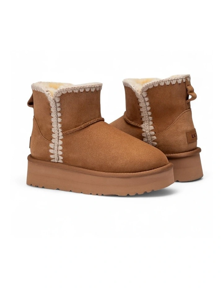 Eskimo Platform Short Boots in Chestnut image 2