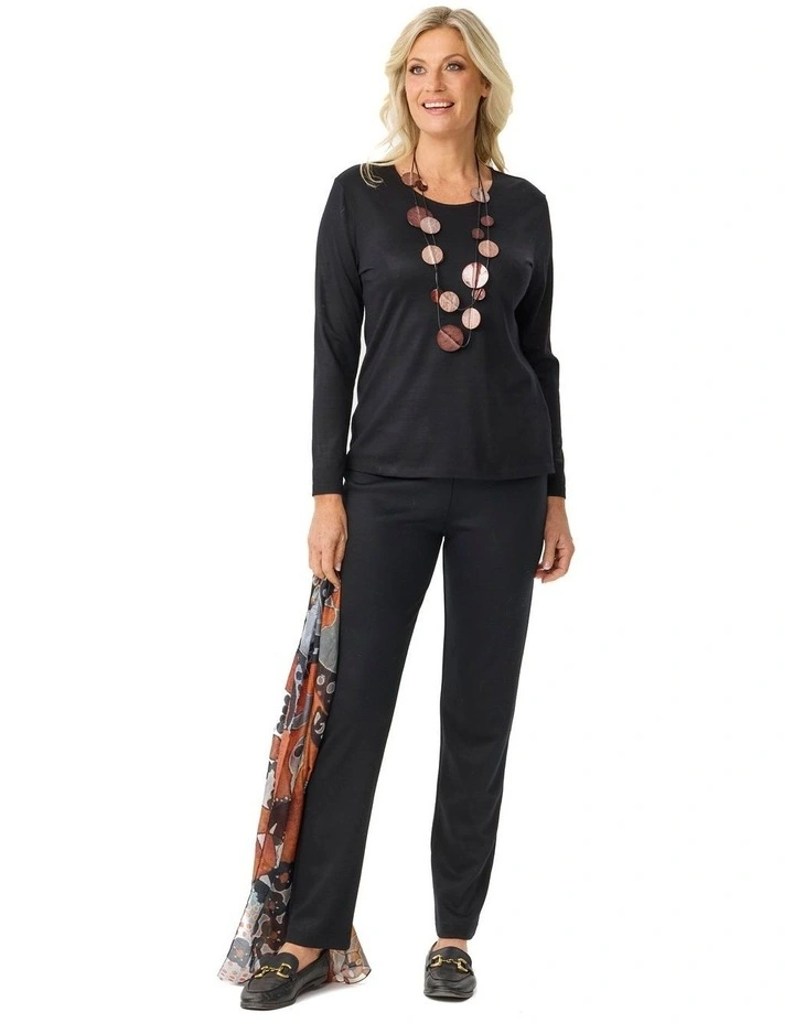 Hedrena Classic Long Sleeve Tee in Black image 4