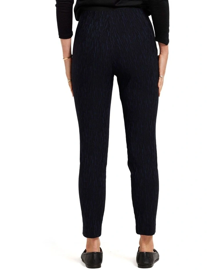 Sway Stretch Pant in Navy image 2