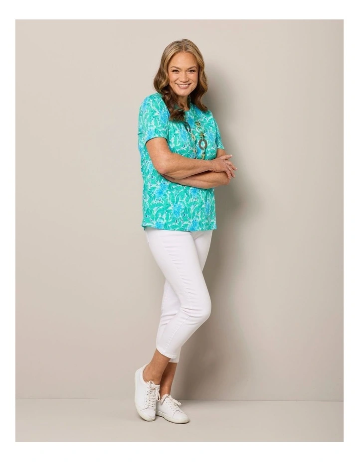 Sandy Stretch 7/8 Pull On Jean in White image 4