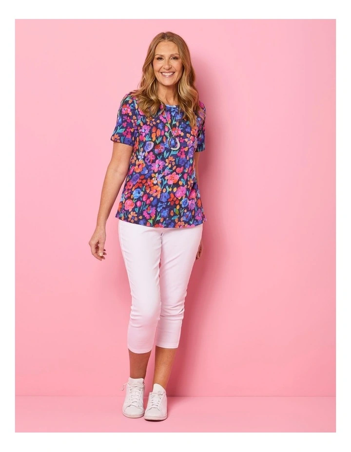 Sandy Stretch 7/8 Pull On Jean in White image 5