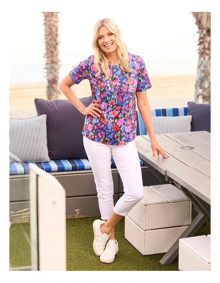 Sandy Stretch 7/8 Pull On Jean in White image 7
