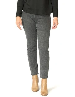 Suzy Stretch Long Pull On Jeans in Black