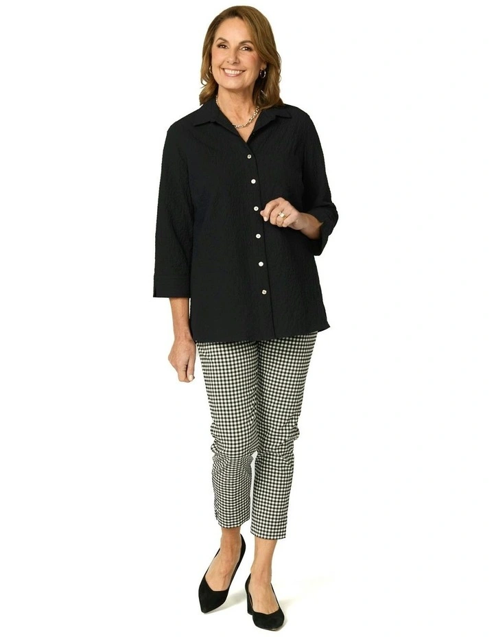 Squeak 3/4 Sleeve Shirt in Black image 4